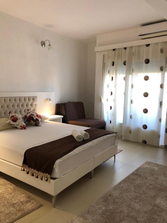 Apartments Fourroses Ulcinj Exterior foto
