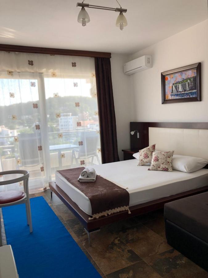 Apartments Fourroses Ulcinj Exterior foto