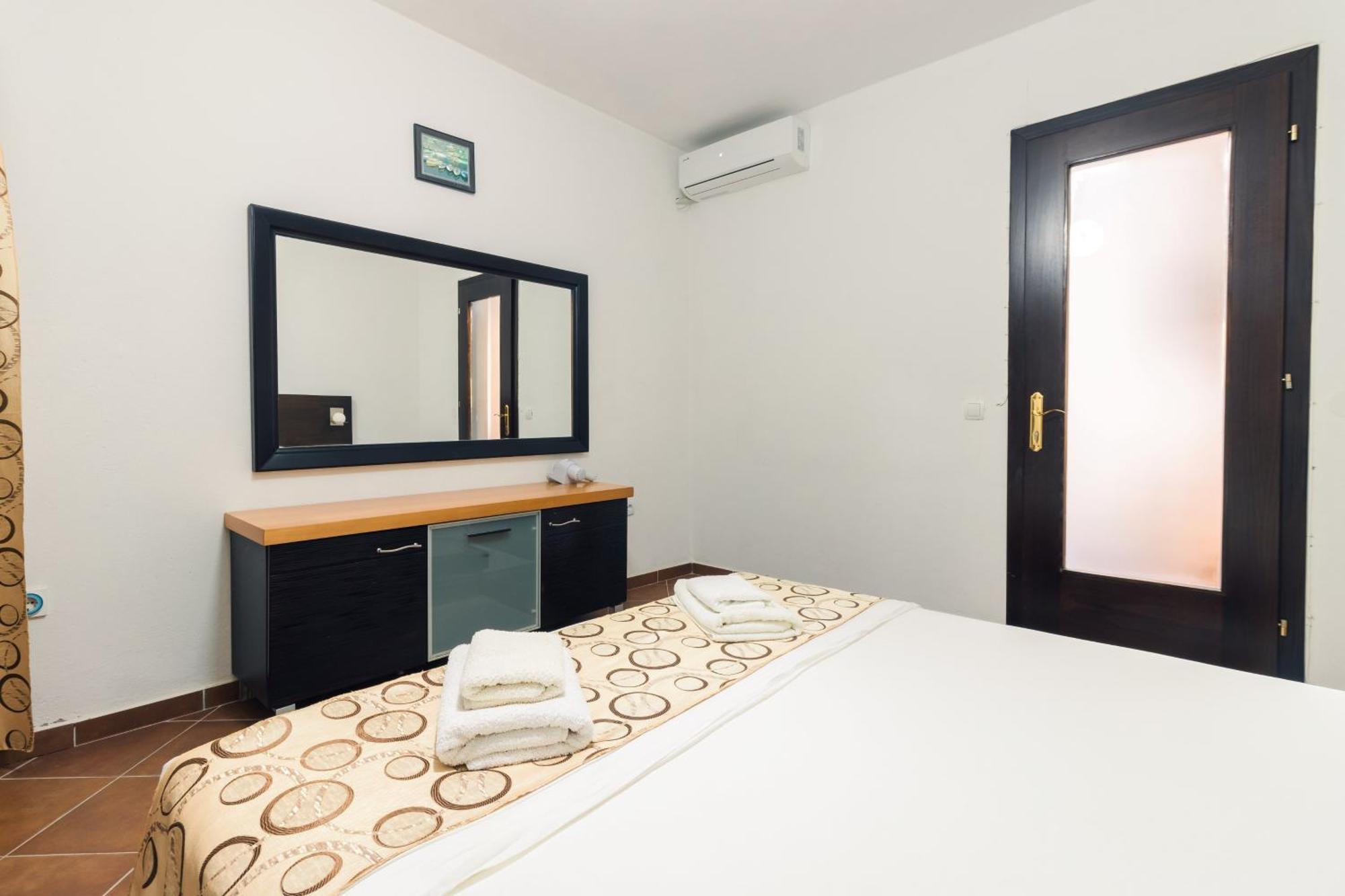 Apartments Fourroses Ulcinj Exterior foto